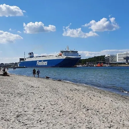 Semesterbostad Strandhaus Duenenpark 2a Priwall