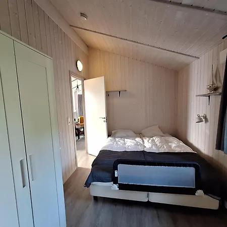 Strandhaus Duenenpark 2a Priwall